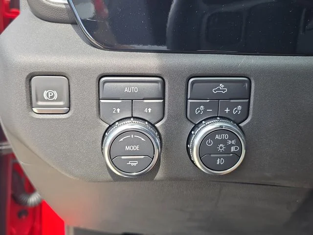 Used 2024 Red GMC Elevation image 19