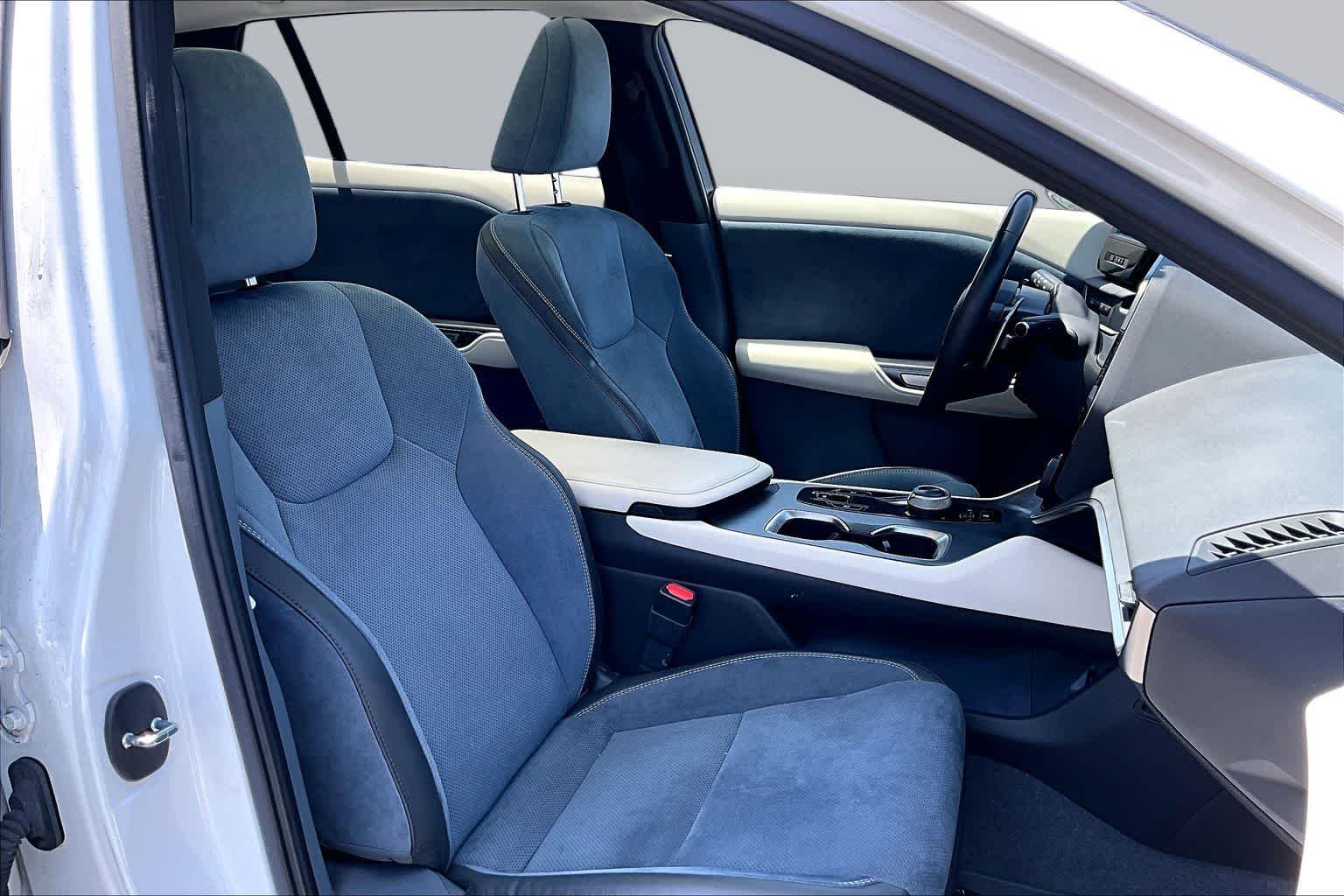 Certified Used 2023 Eminent White Pearl Lexus Luxury image 9
