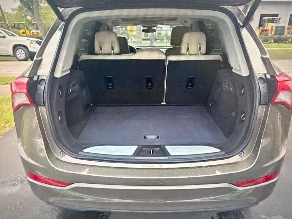 Used 2019 Brown Buick Essence image 10
