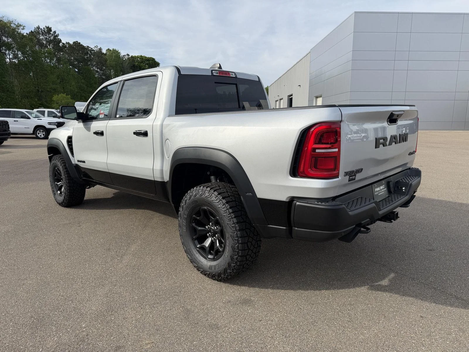 New 2026 Silver Zynith Exterior Paint RAM RHO image 5
