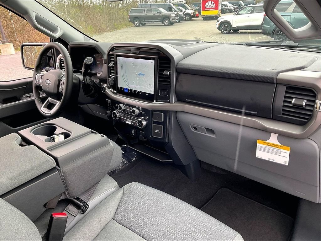 New 2026 Blue Metallic Ford XLT image 10