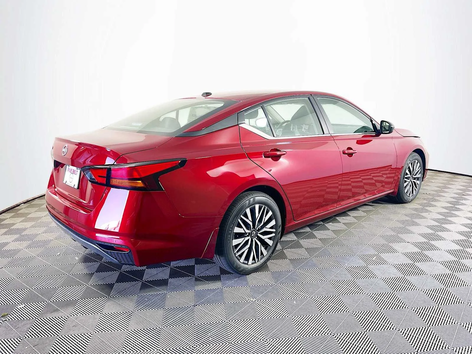 New 2026 Scarlet Ember Tintcoat Nissan SV image 2
