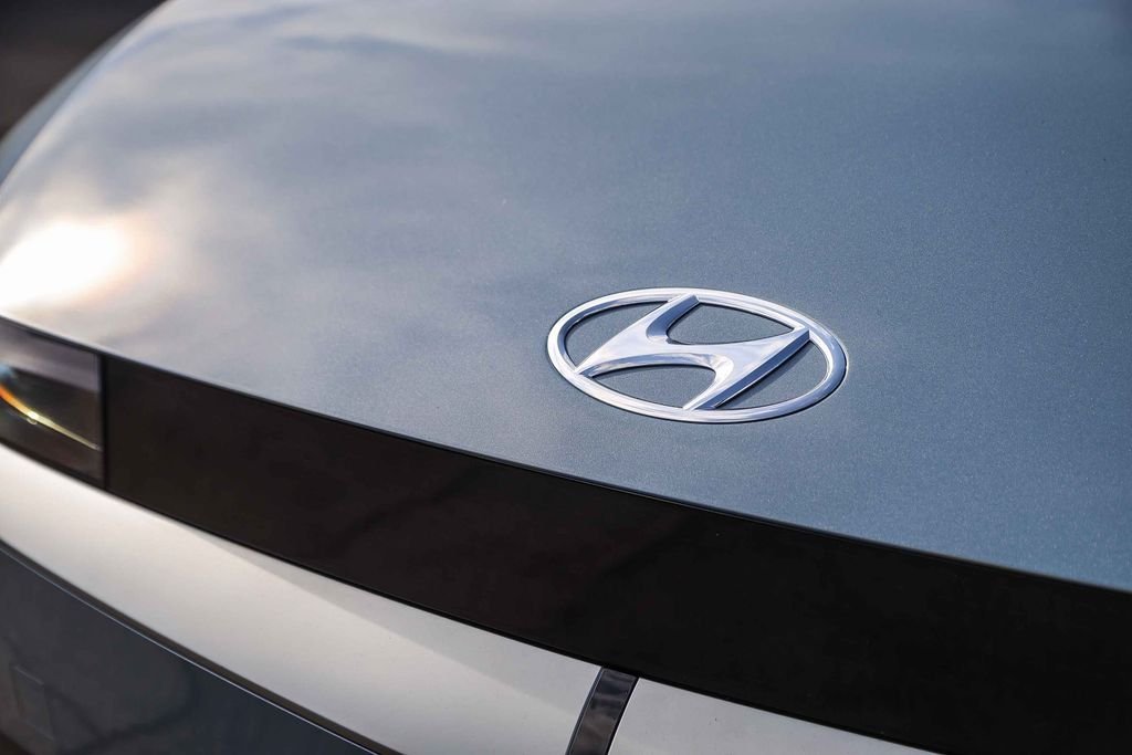 2024 Hyundai IONIQ 5 SEL - Photo 11