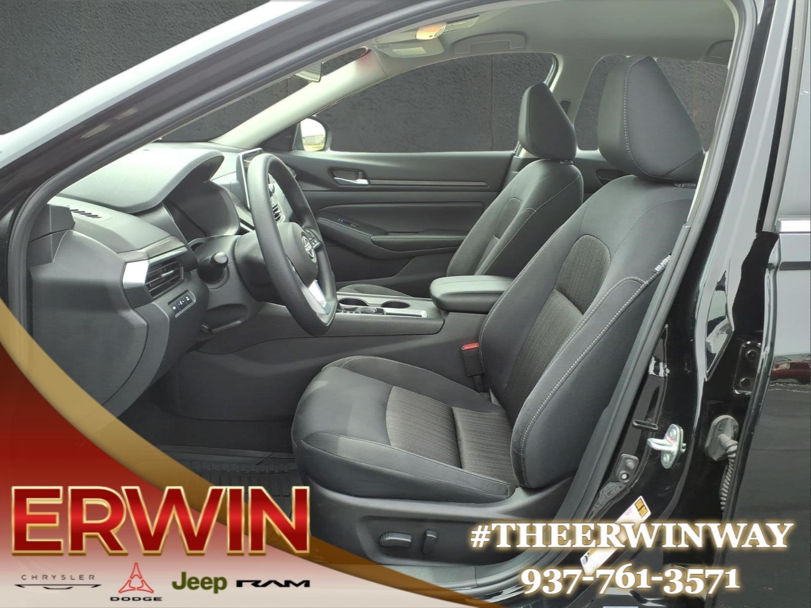 Used 2025 Black Nissan 2.5 SV image 13