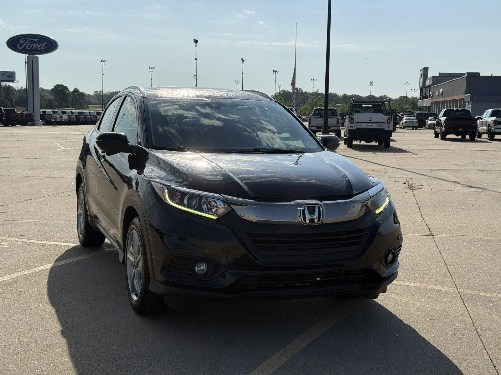 Used 2019 Honda HR-V EX with VIN 3CZRU6H53KM705917 for sale in Harrisonville, MO