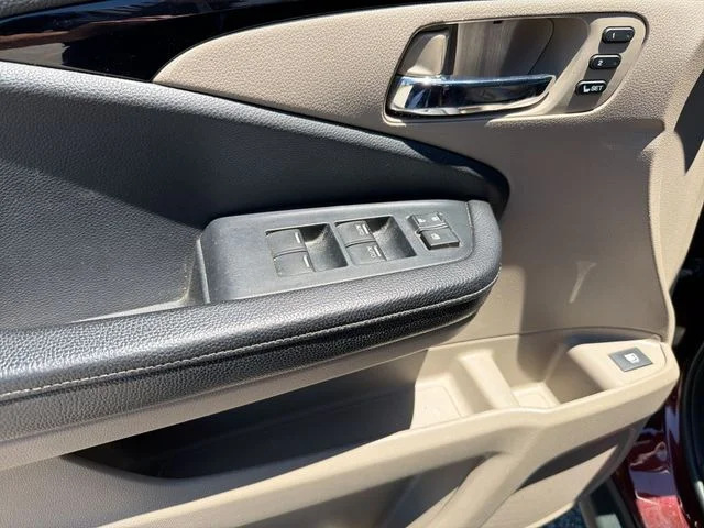 Used 2020  Honda RTL-E image 17