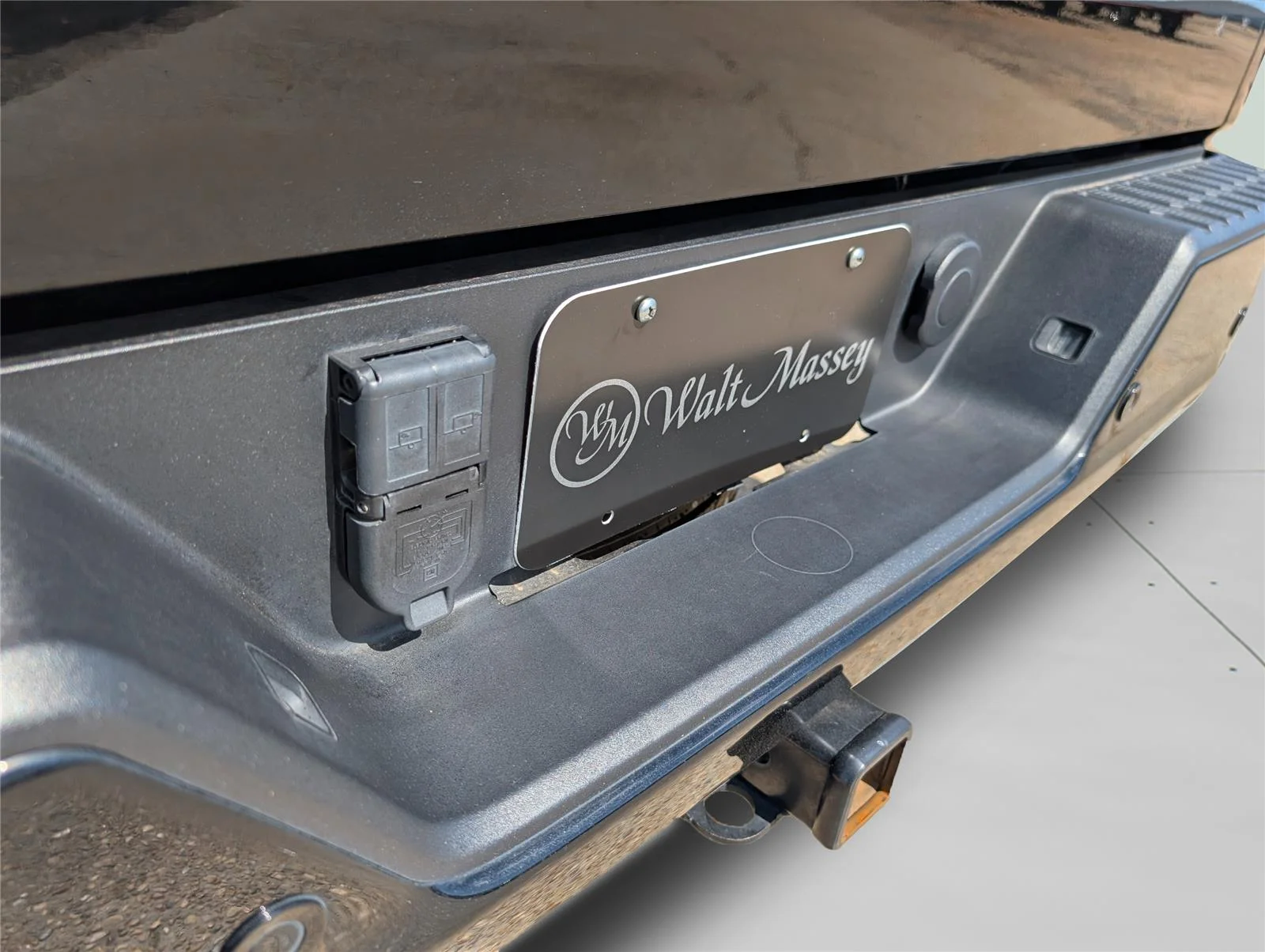 Used 2025 Black Chevrolet High Country image 36