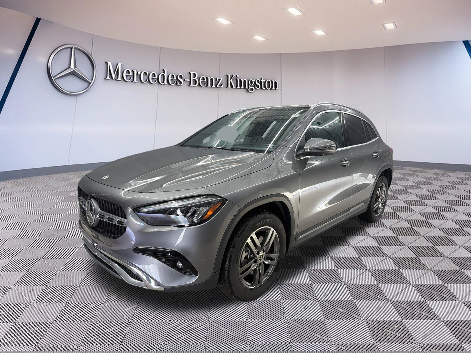 Used 2026 Grey Mercedes-Benz GLA 250 image 8