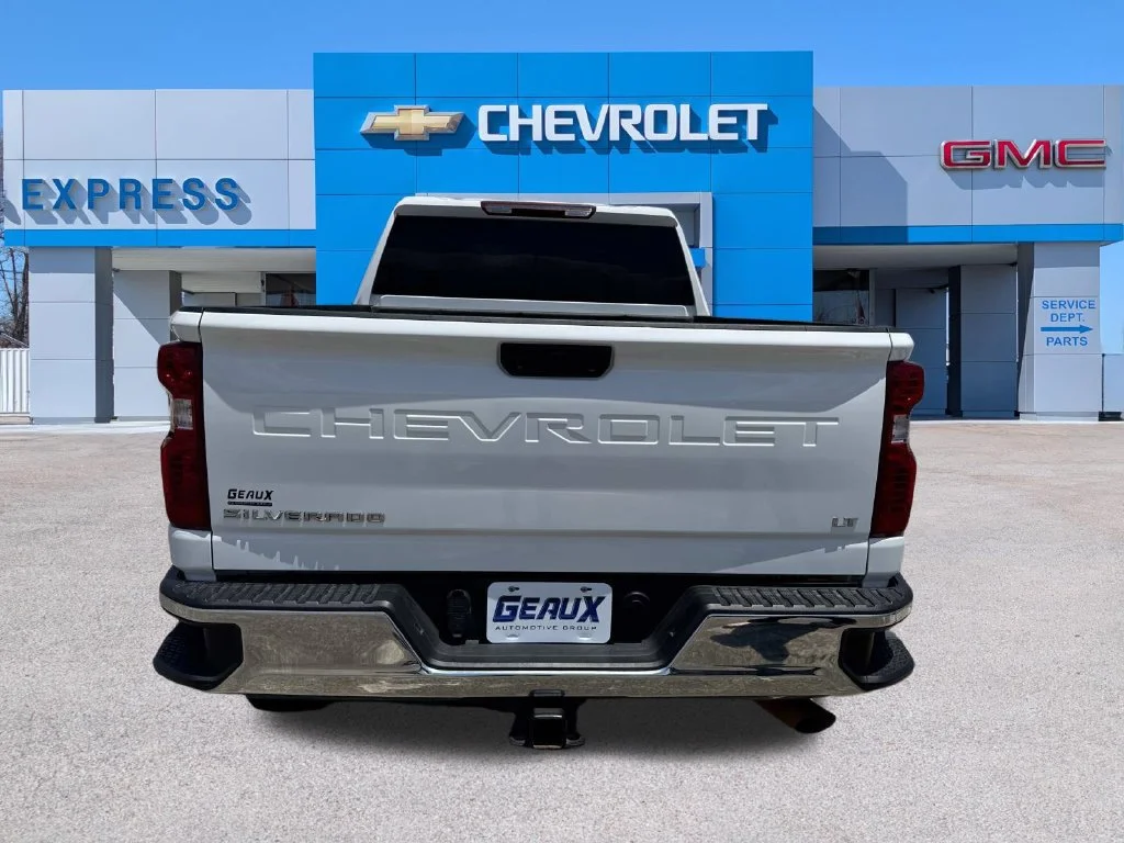 Used 2024 White Chevrolet LT image 15