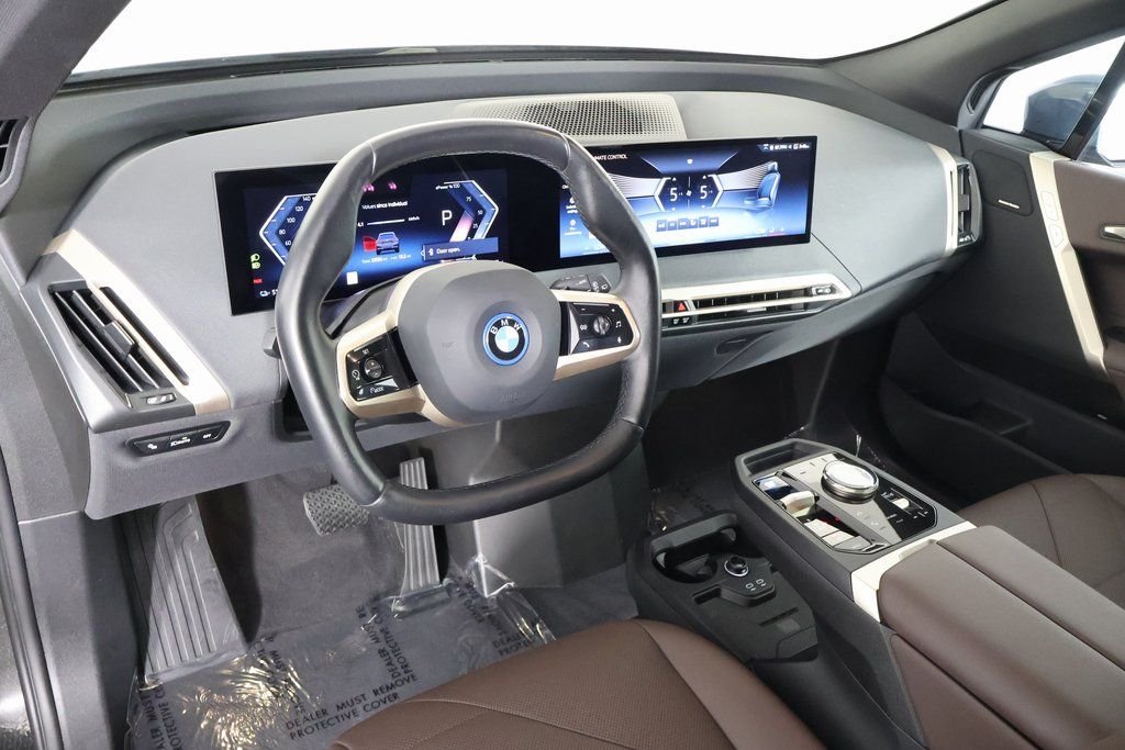 Certified Used 2024 Storm Bay Metallic BMW xDrive50 image 7