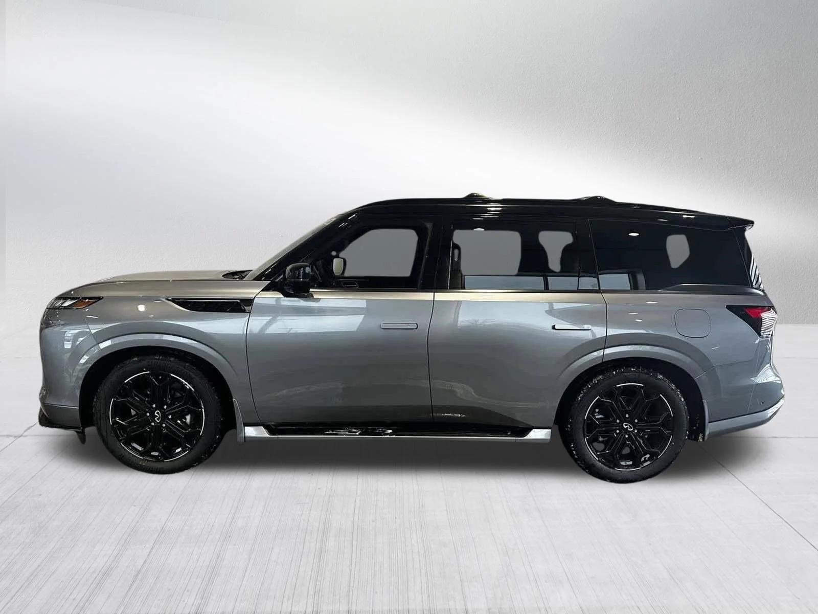 New 2026 2T DYNAMIC META INFINITI Sport 4WD image 2