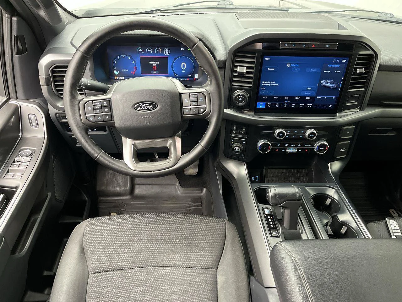 Used 2024 Black Ford XLT image 16