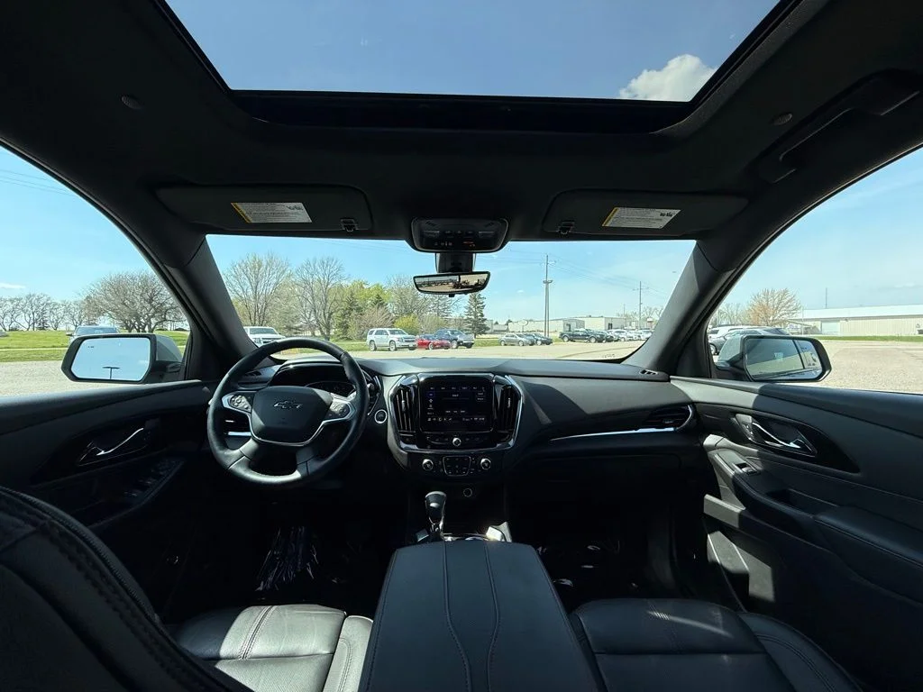 Used 2023 Gray Chevrolet RS image 12
