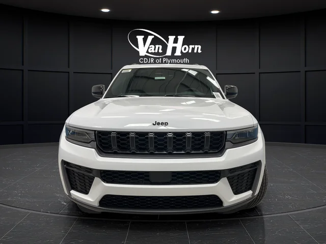 New 2026 Bright White Clear-Coat Exterior Paint Jeep Altitude image 8