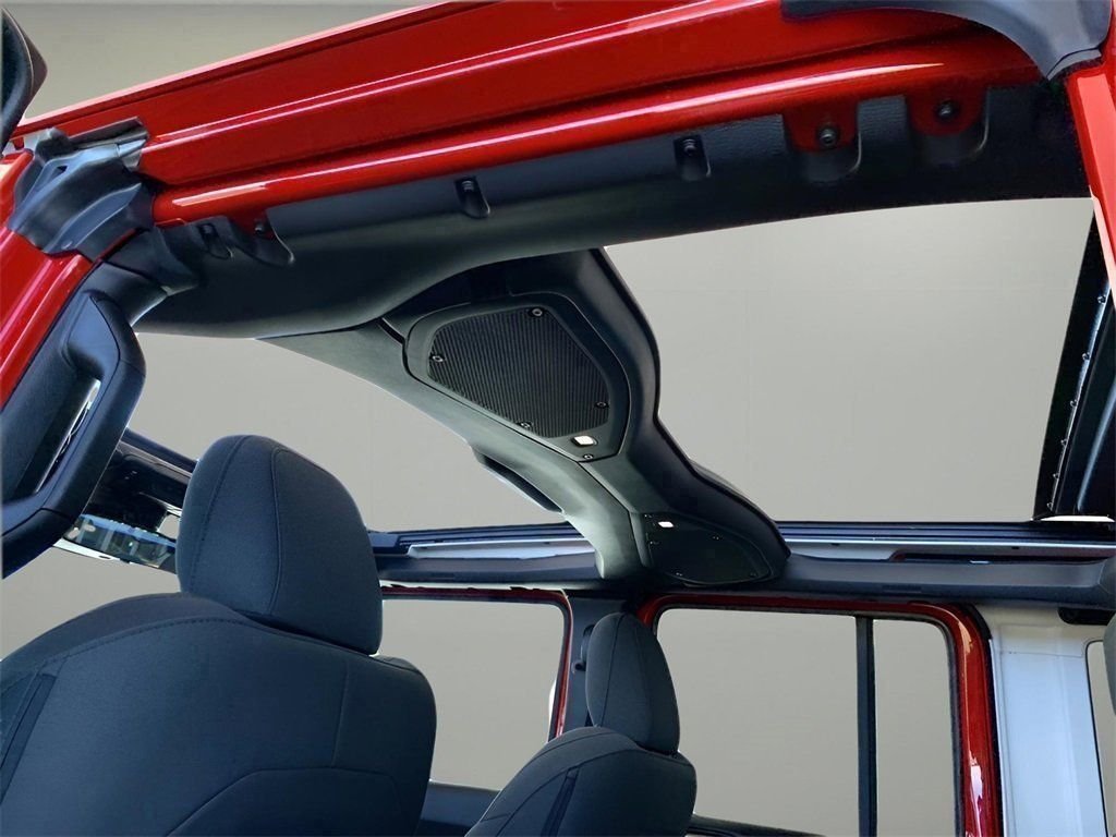 2026 Jeep Wrangler 4-Door Willys - Photo 51