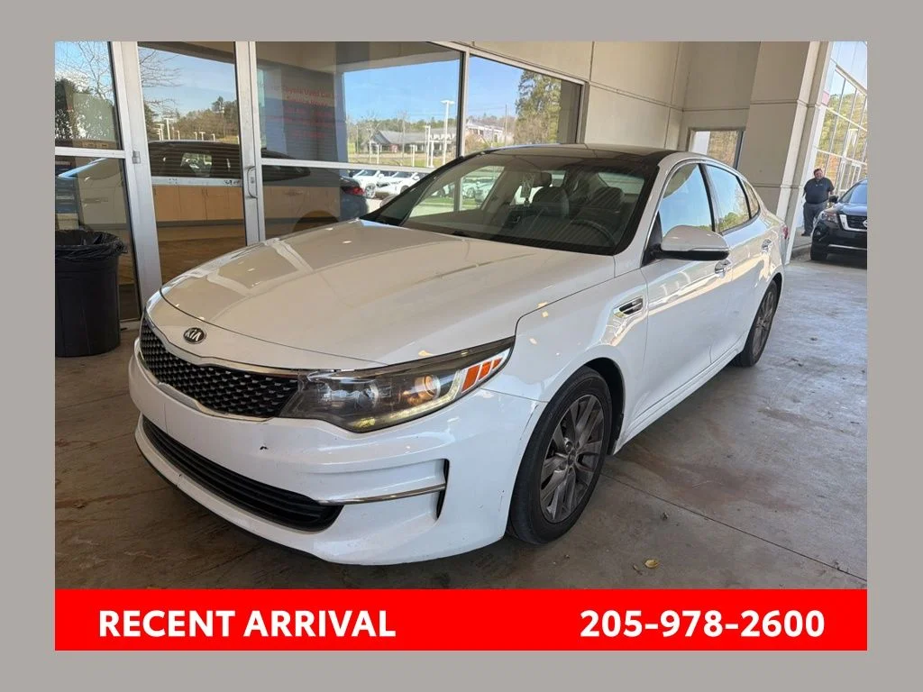 2016 Kia Optima EX AT's photo