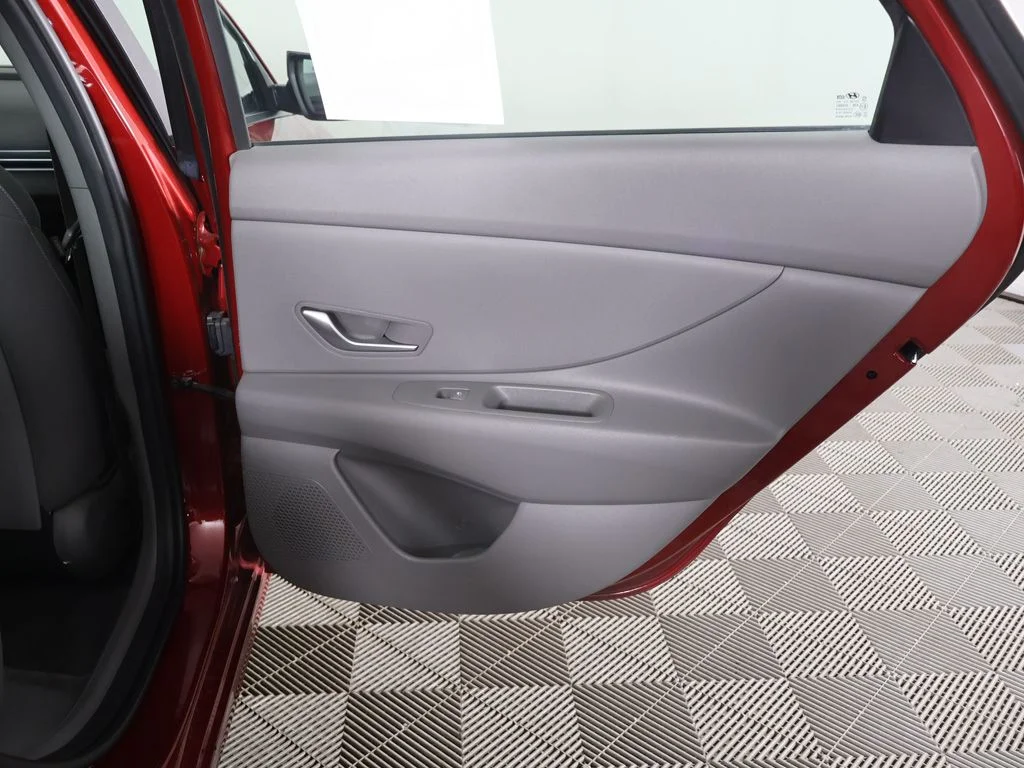 Used 2023 Red Hyundai SEL image 24