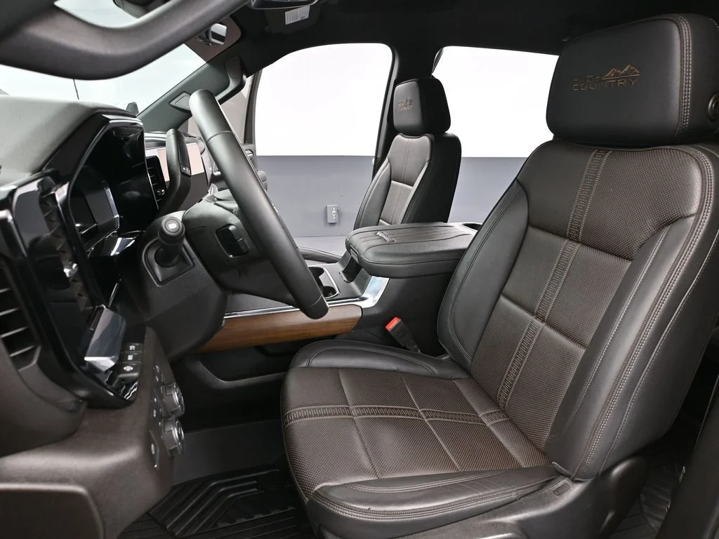 2024 Chevrolet Silverado 3500HD High Country - Photo 31