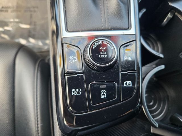 Used 2023 White Kia X-Pro Prestige image 15