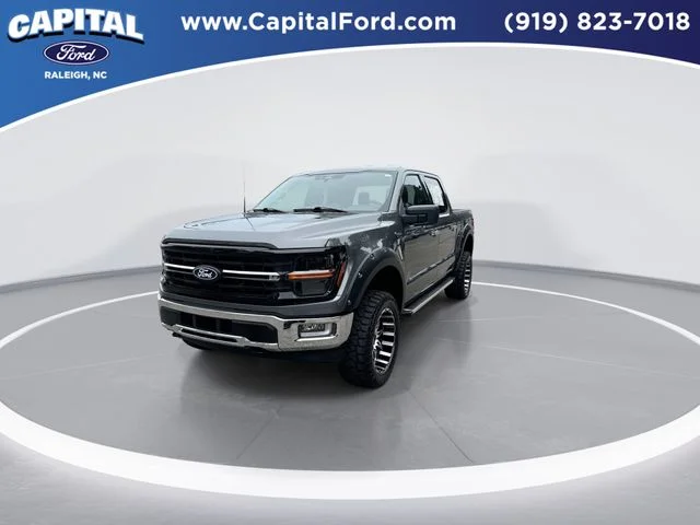 Used 2025 Gray Ford XLT image 4