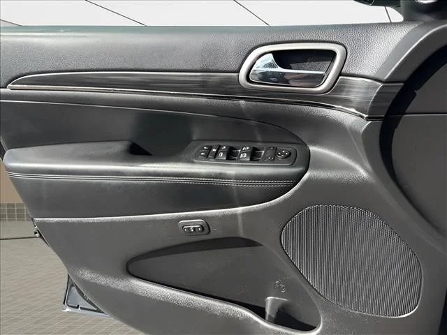 Used 2020 Black Jeep Limited X image 21