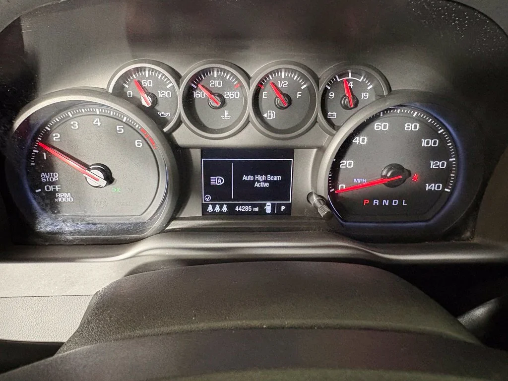 Used 2024 Summit White Chevrolet Custom image 29