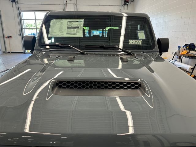 New 2026 Anvil Clear-Coat Exterior Paint Jeep Mojave image 23
