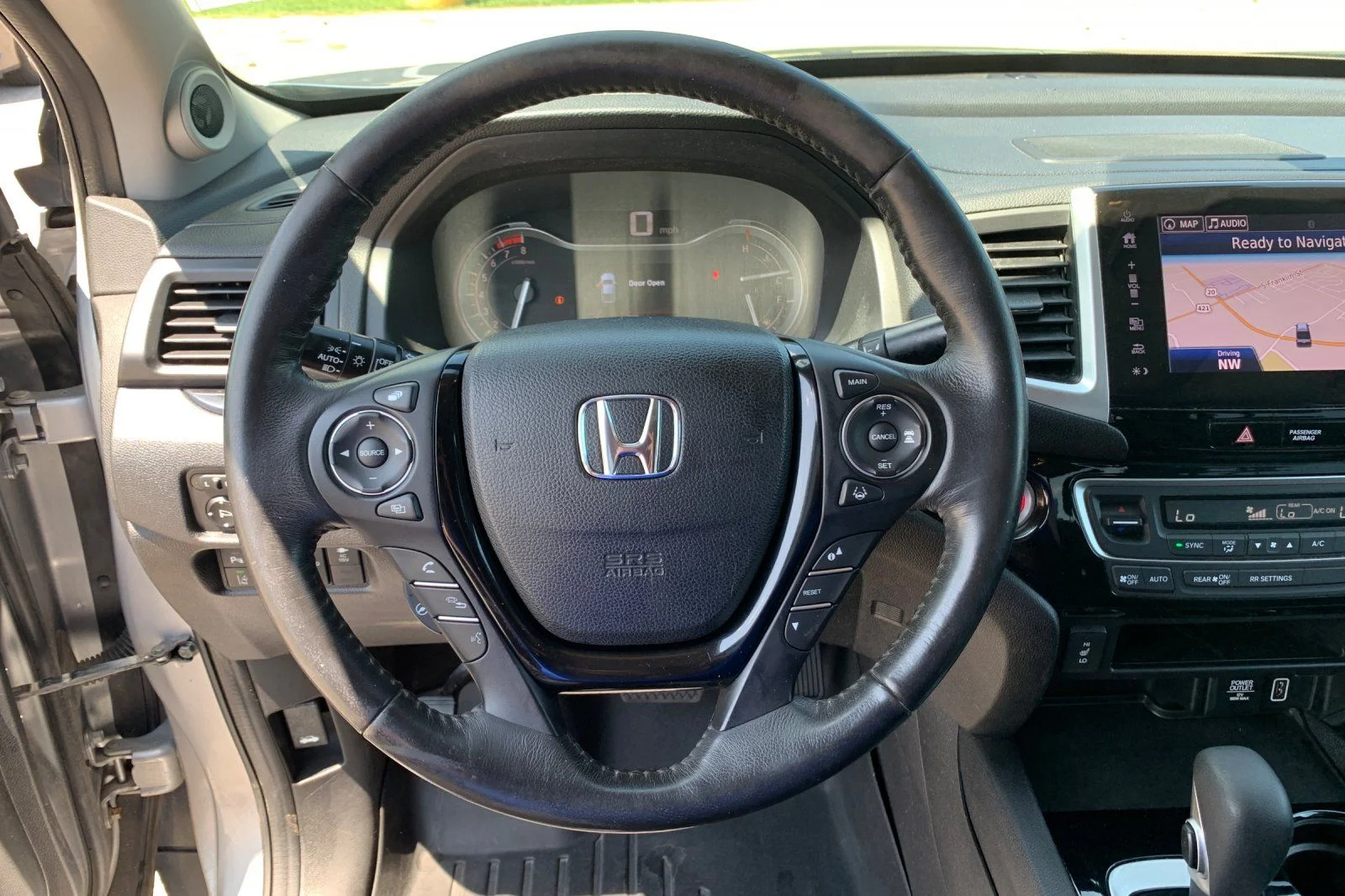 Used 2019 Silver Honda RTL-E image 27