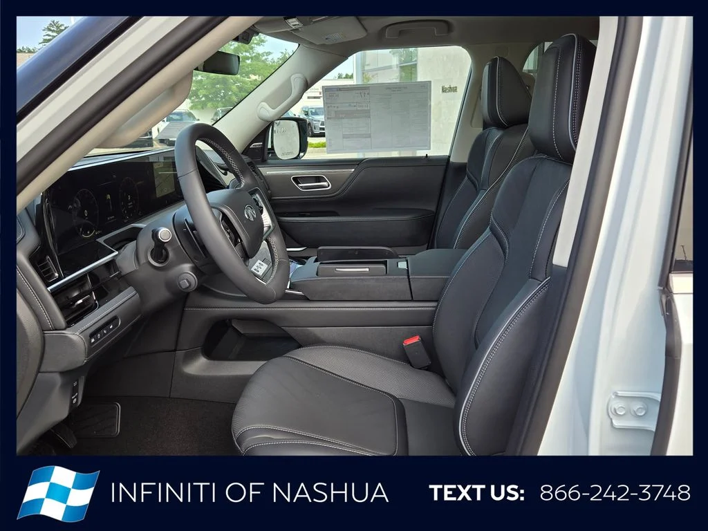 New 2027 RADIANT WHITE INFINITI Luxe 4WD image 3