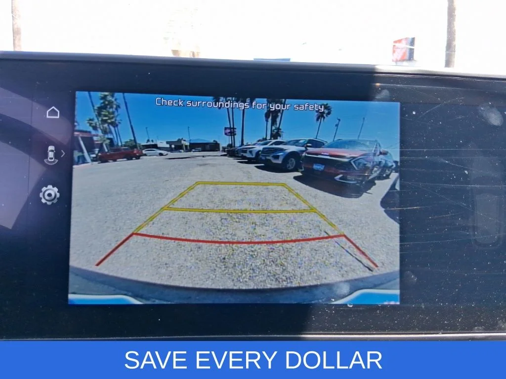 Used 2024 White Kia X-Line image 14