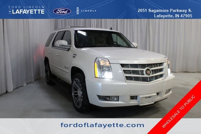 2013 Cadillac Escalade AWD Premium's photo