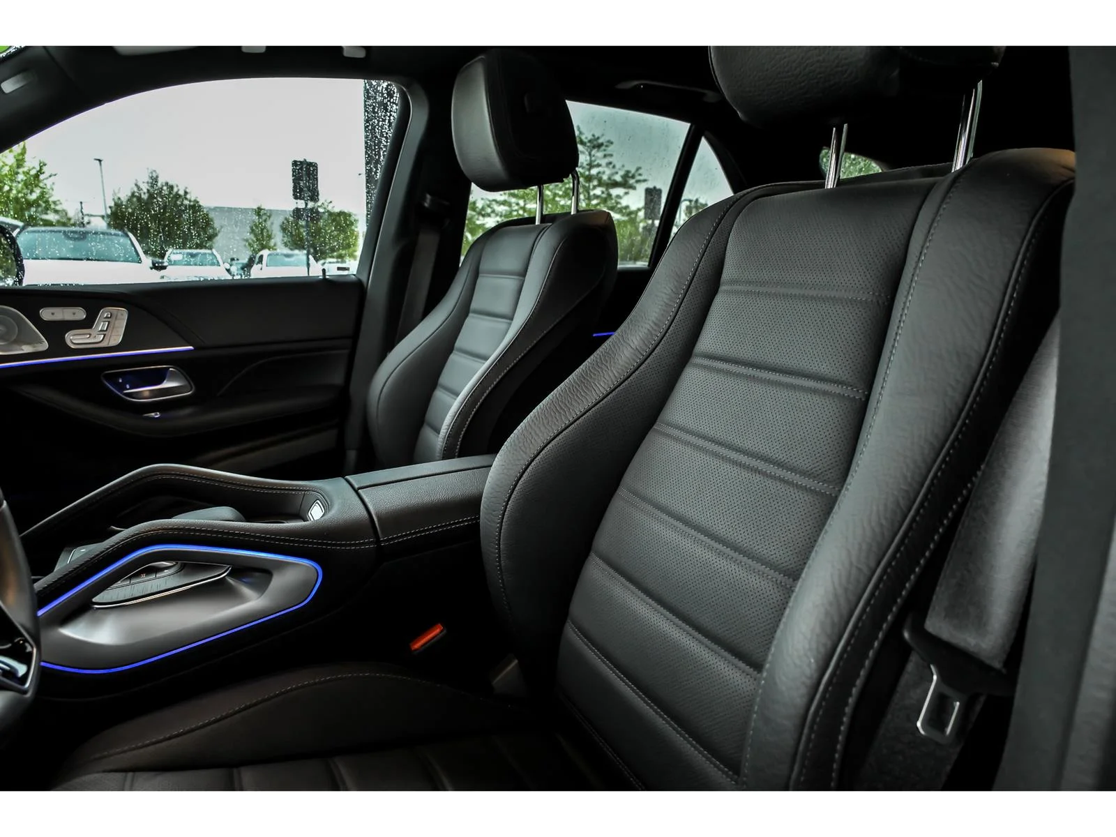 Used 2024 White Mercedes-Benz GLE 350 4MATIC® image 12