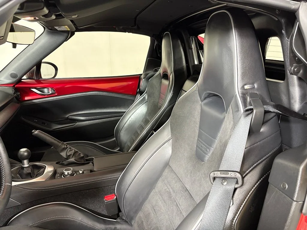 Used 2025 Red Mazda Club image 20