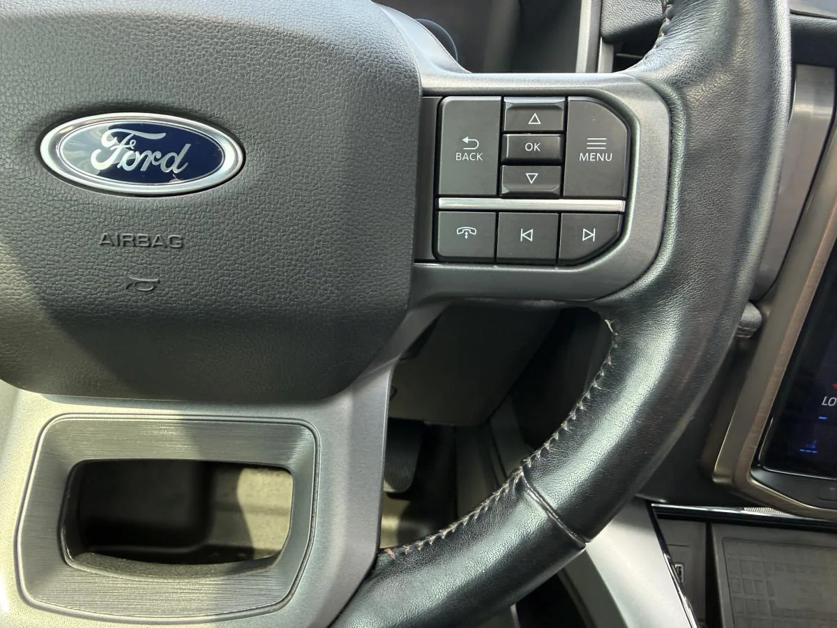 Used 2022 Black Ford Lariat image 30