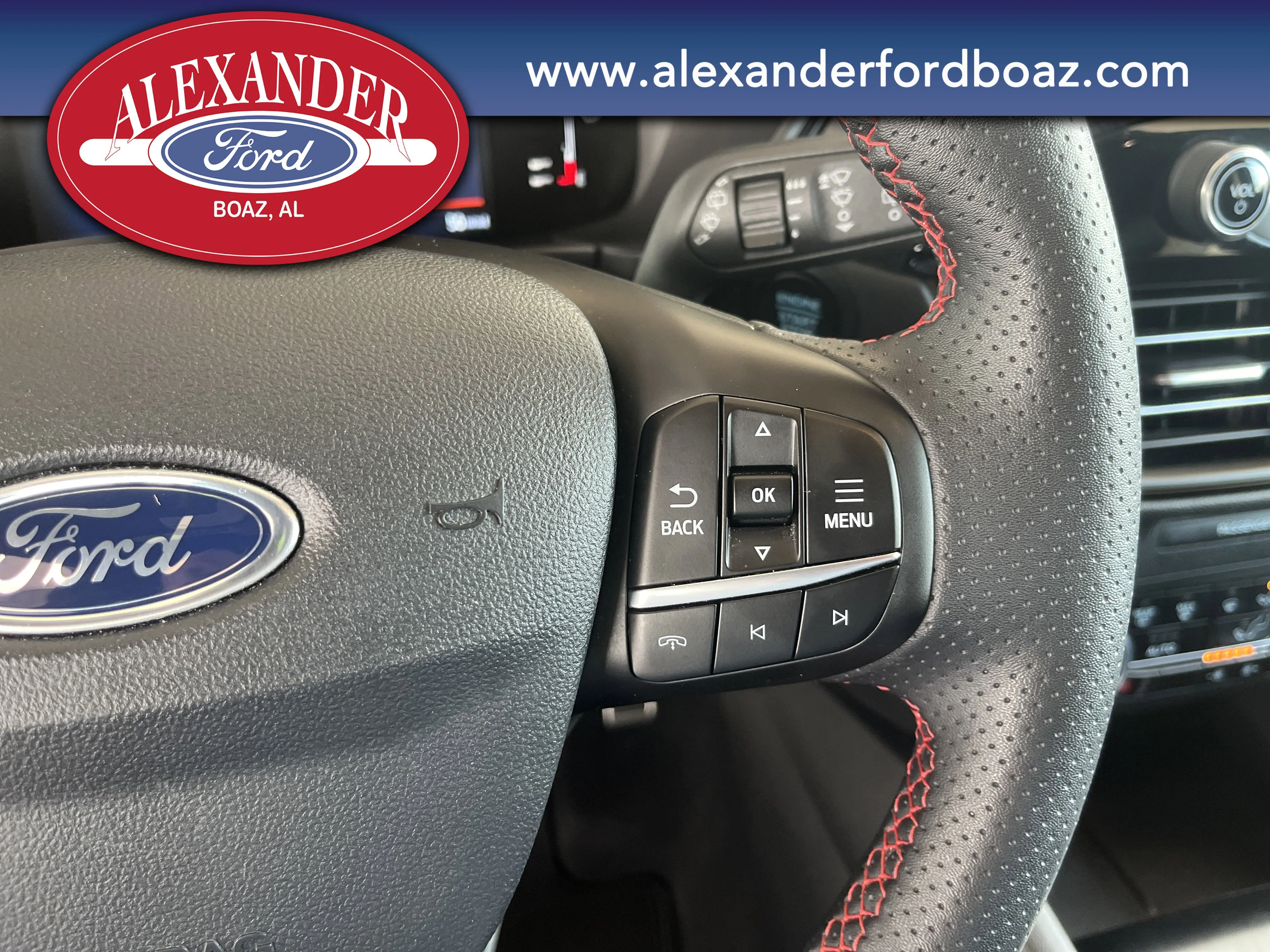 2024 Ford Escape ST-Line - Photo 28