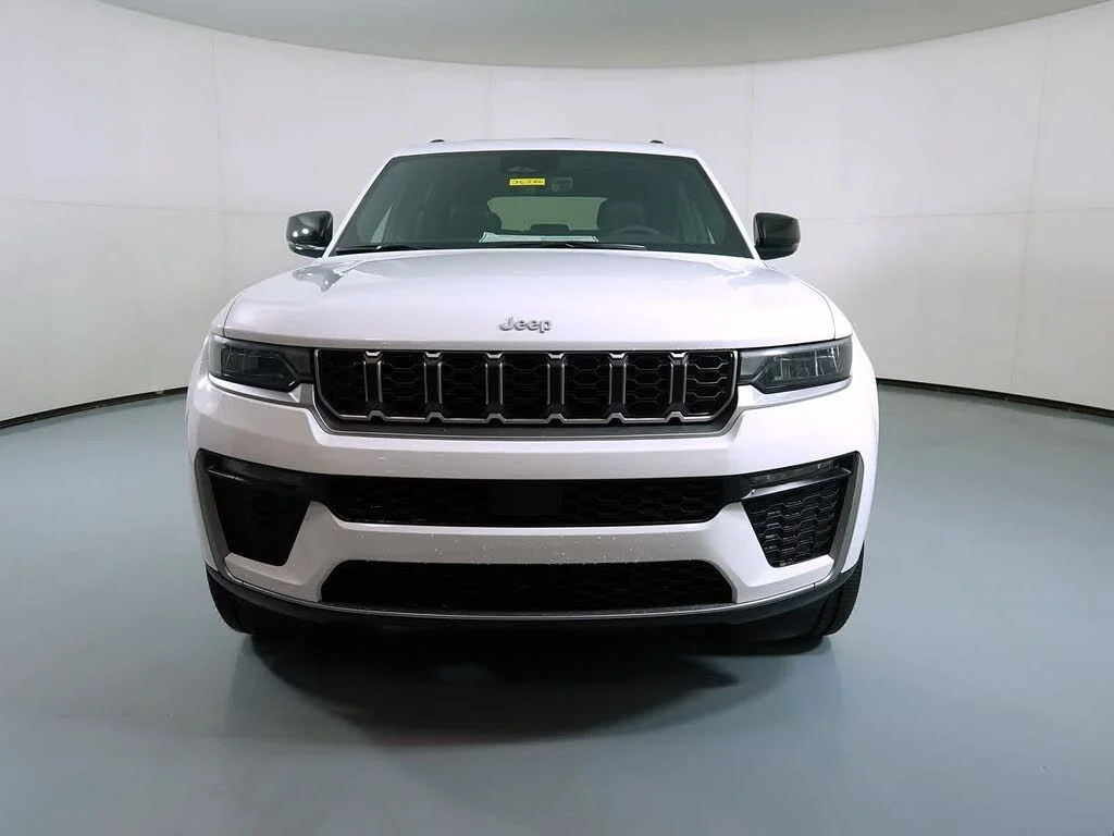New 2026 White Jeep Limited image 11