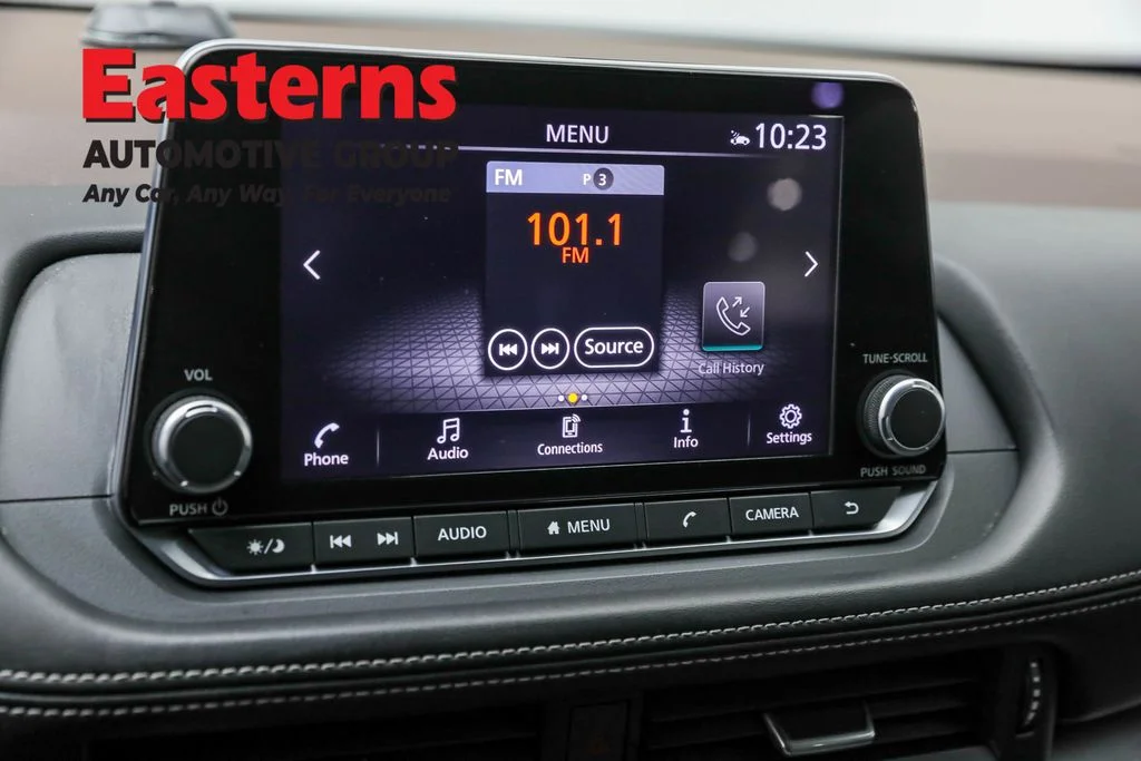 Used 2023 Blue Nissan SV image 19