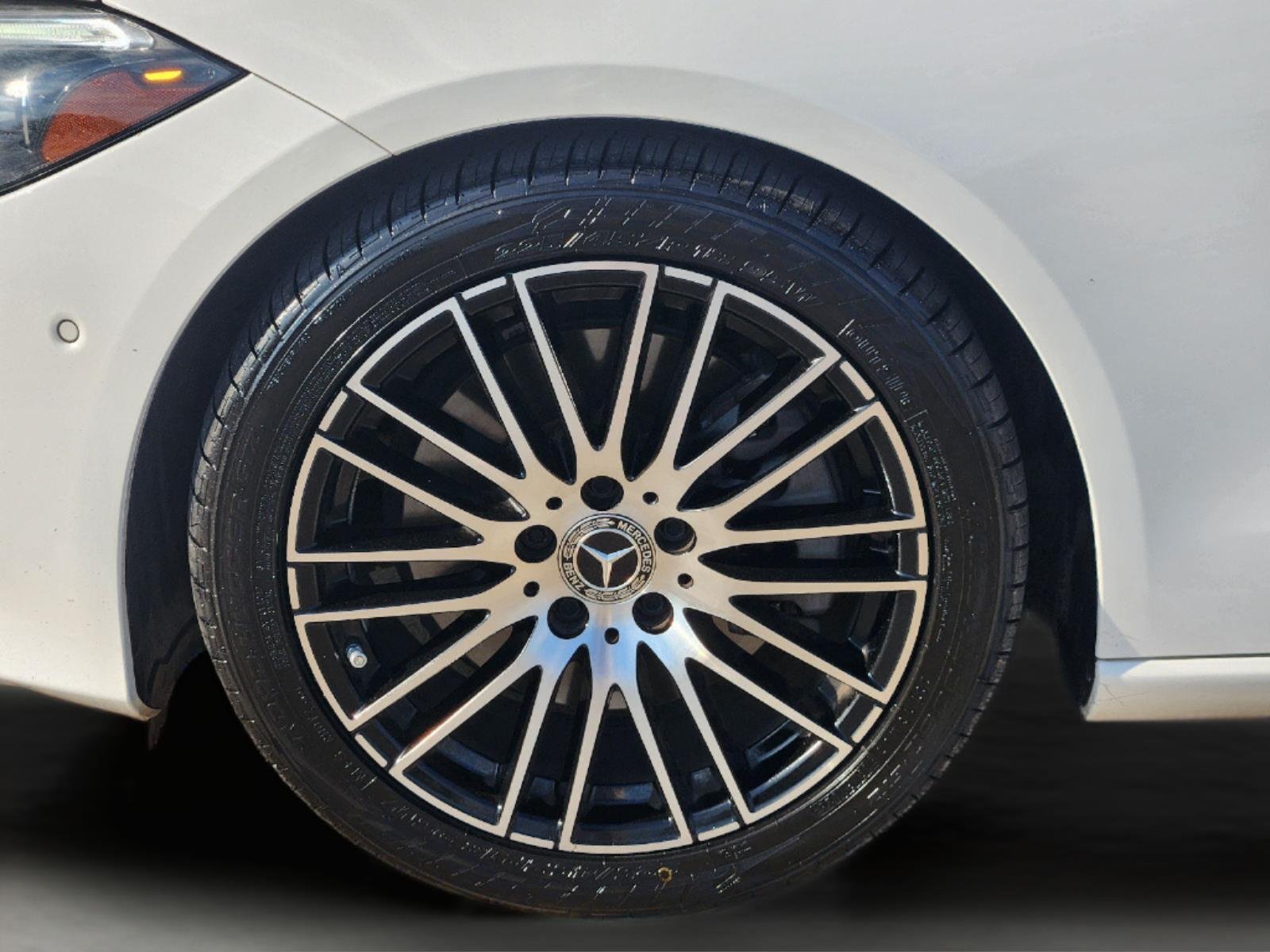Used 2023 Polar White Mercedes-Benz C 300 image 9