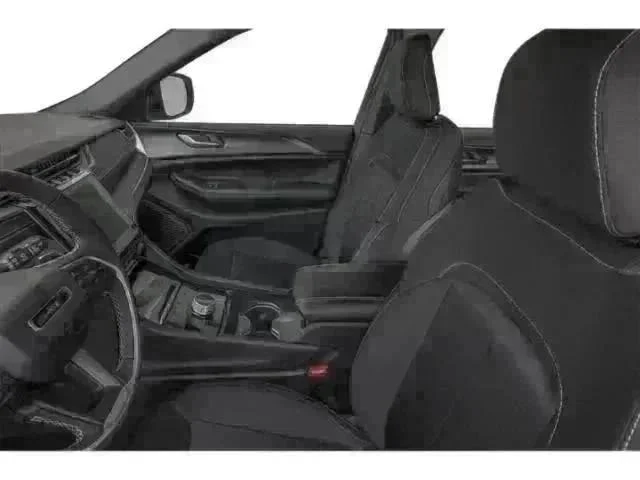 New 2025 Baltic Gray Metallic Clear-Coat Exterior Paint Jeep Altitude image 6