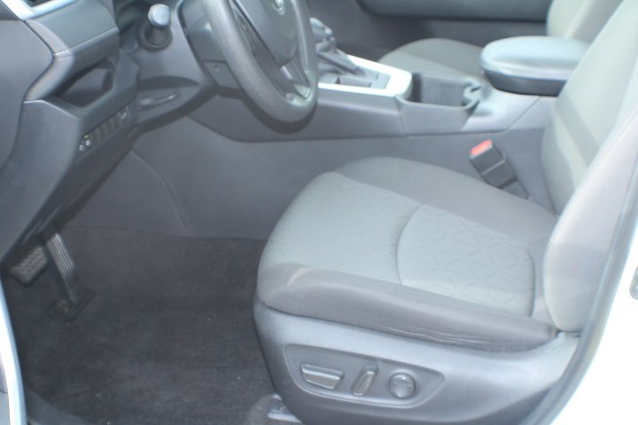Used 2023 Ice Cap Toyota XLE image 15