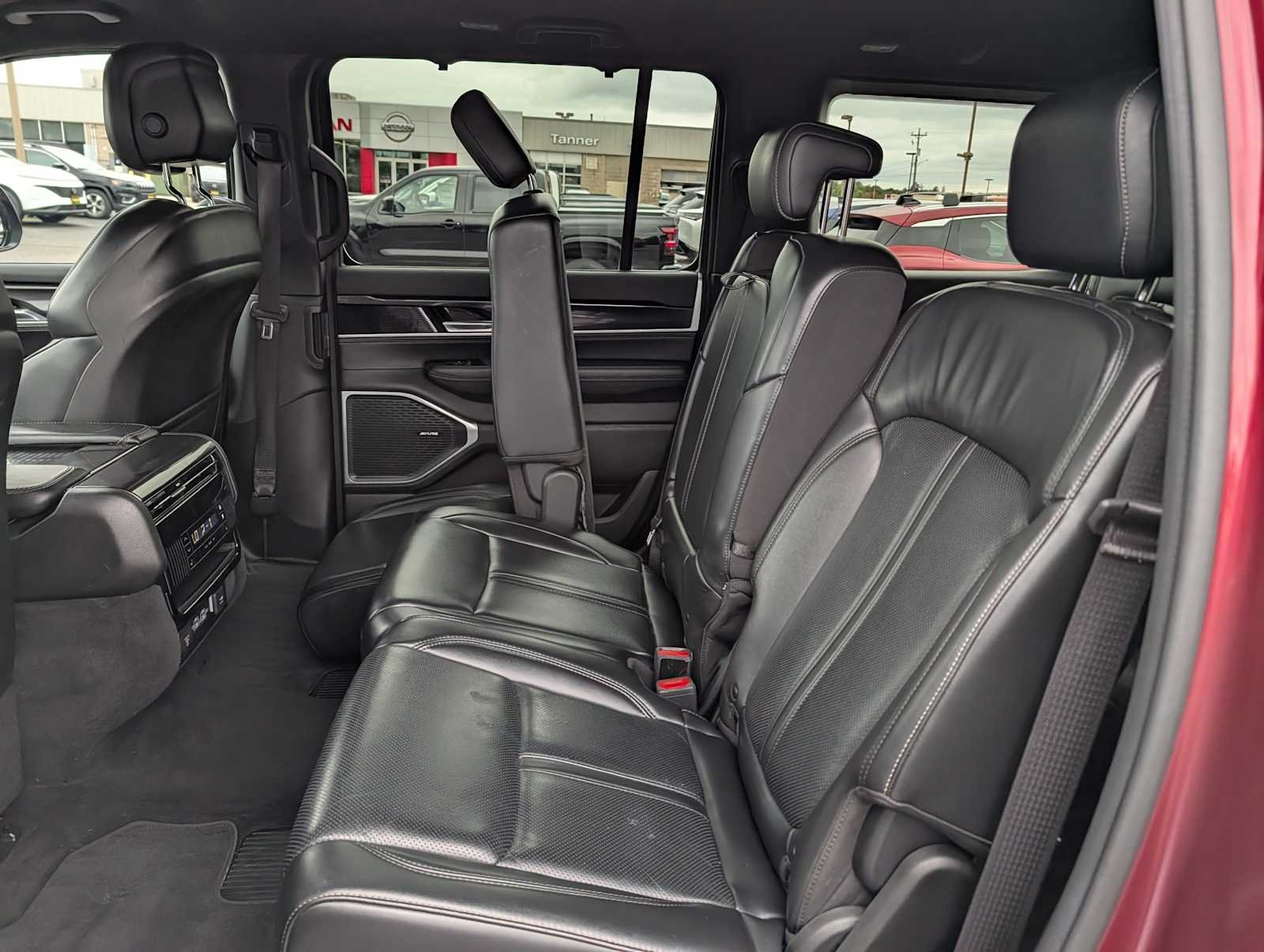 Used 2022 Velvet Red Pearlcoat Jeep Series I image 13