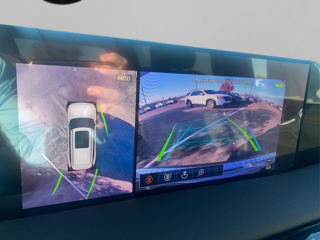 2025 Nissan Armada SL - Photo 30