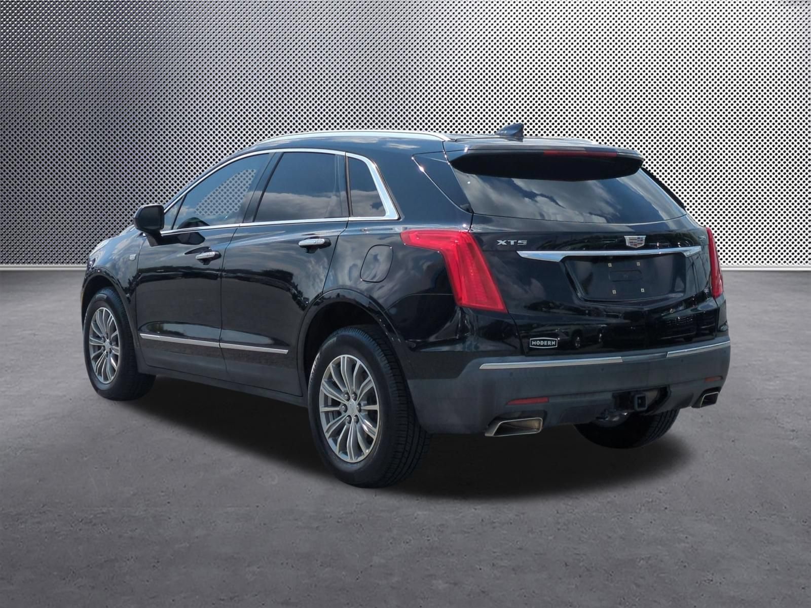 Used 2018 Stellar Black Metallic Cadillac Luxury FWD image 3