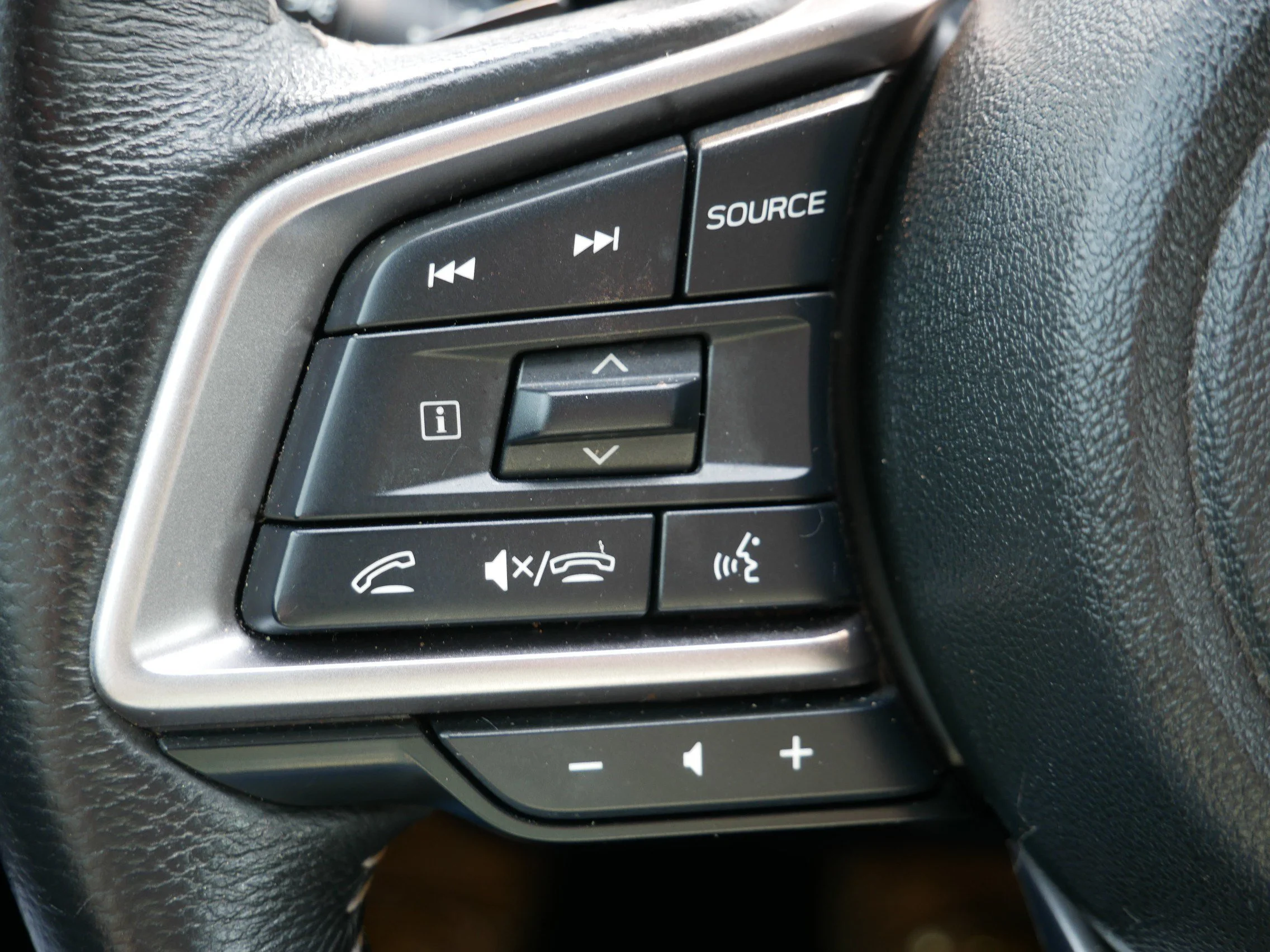 Used 2024 Crystal Black Silica Subaru Premium image 27