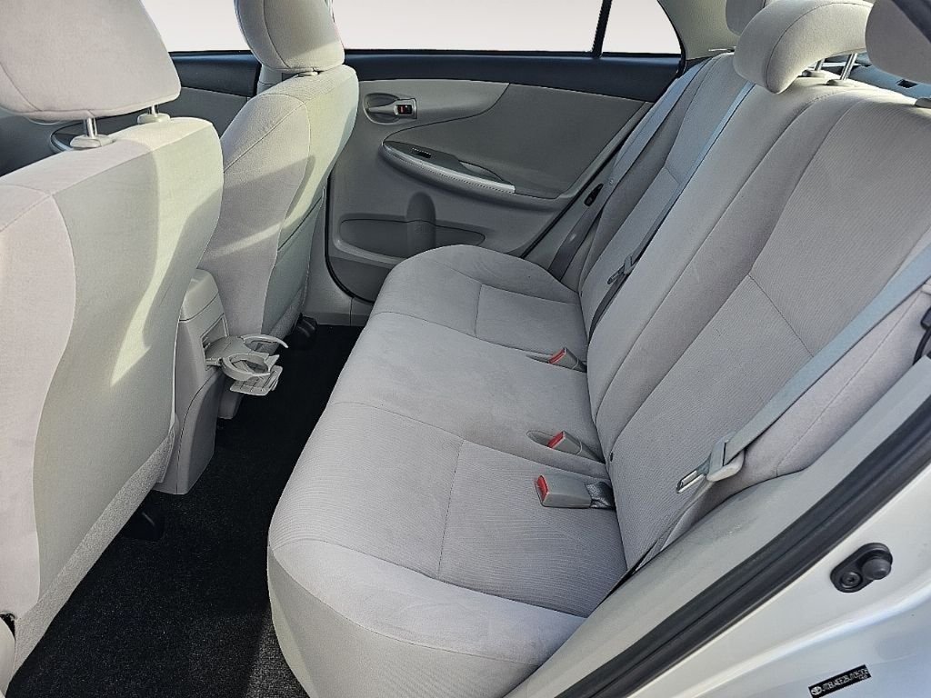 Used 2011 Classic Silver Metallic Toyota LE image 25