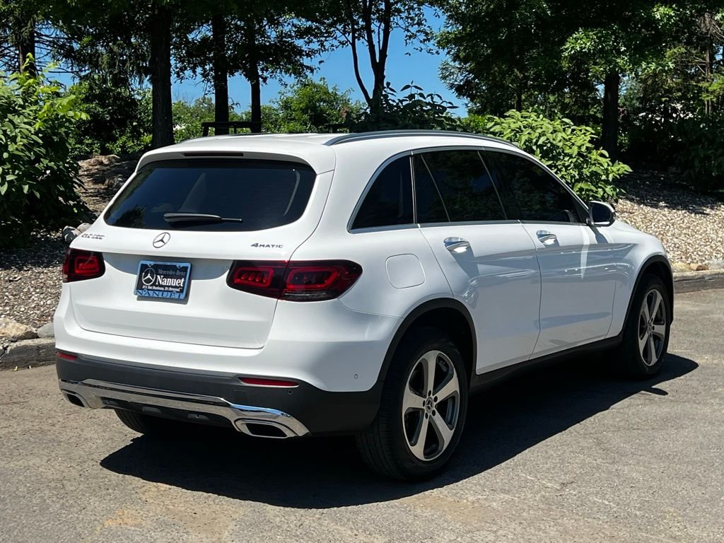 Certified Used 2022 White Mercedes-Benz GLC 300 image 5