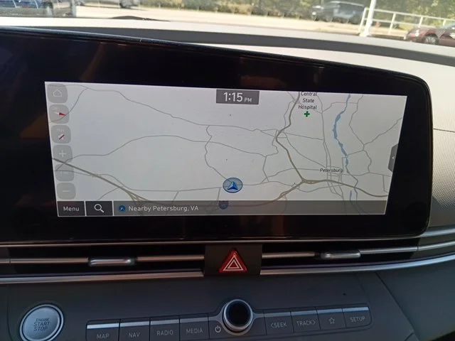 Used 2025 Blue Hyundai SEL Convenience image 15