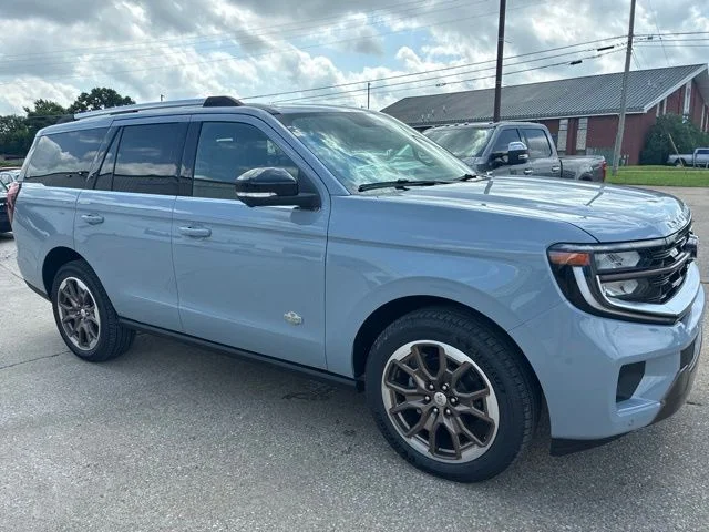 New 2027 Glacier Gray Metallic Tri-Coat Ford King Ranch® image 12