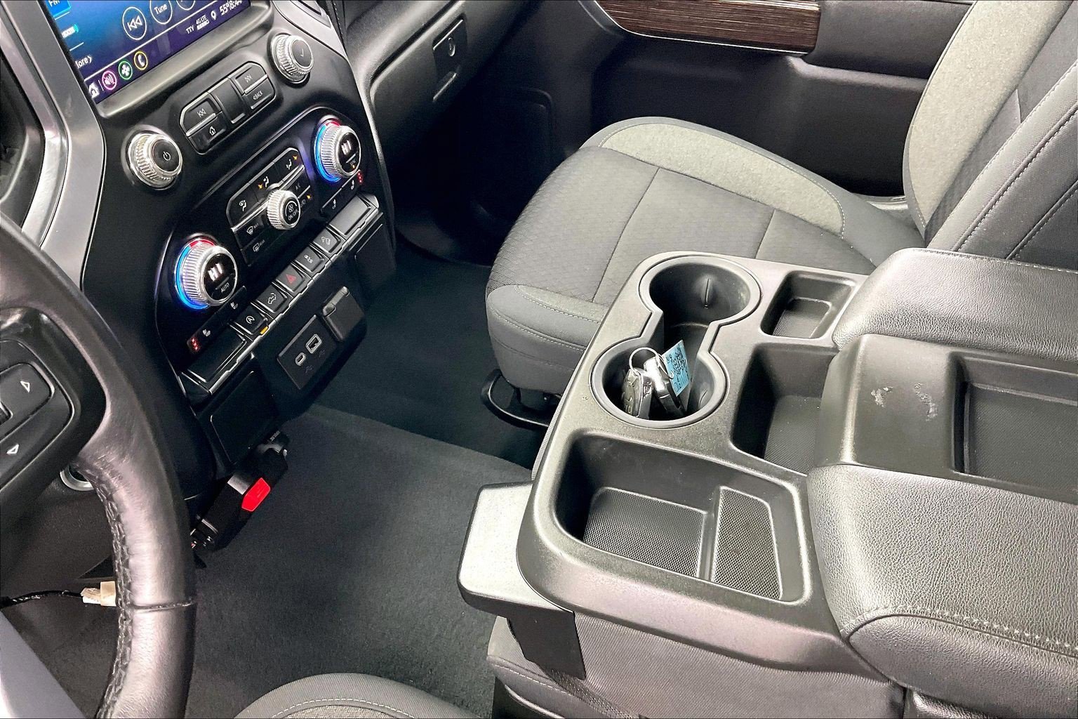 Used 2021 Summit White GMC Elevation image 16