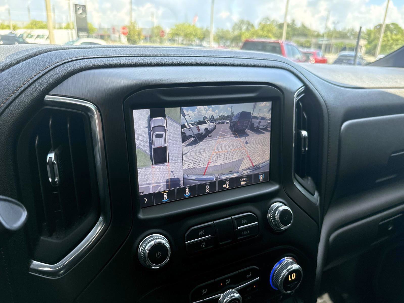 Used 2019 Onyx Black GMC AT4 image 26